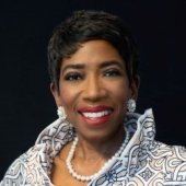 head shot of Carla Harris